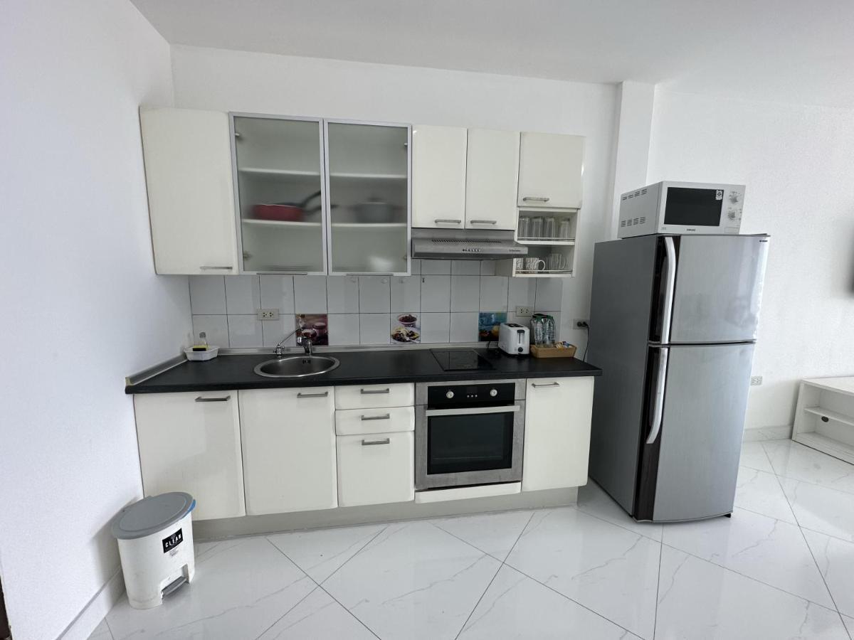 Condo Express View Talay 6 Pattaya Exterior foto
