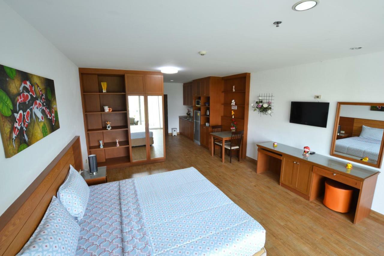 Condo Express View Talay 6 Pattaya Exterior foto